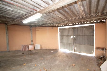 Garagem de casa para alugar com 2 quartos, 60m² em Jardim Ipanema, Guarulhos