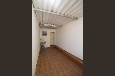 Casa para alugar com 60m², 2 quartos e 1 vaga Casa para alugar com 60m², 2 quartos e 1 vagaÁrea de Serviço