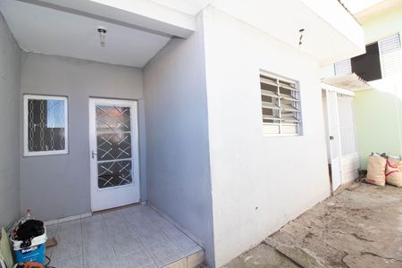 Área externa de casa para alugar com 2 quartos, 60m² em Jardim Ipanema, Guarulhos