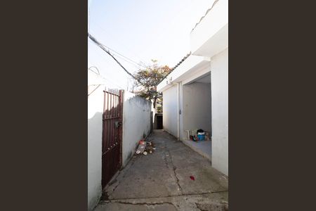 Casa para alugar com 60m², 2 quartos e 1 vaga Casa para alugar com 60m², 2 quartos e 1 vagaÁrea externa