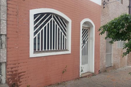 Fachada de casa à venda com 3 quartos, 80m² em Ipiranga, São Paulo