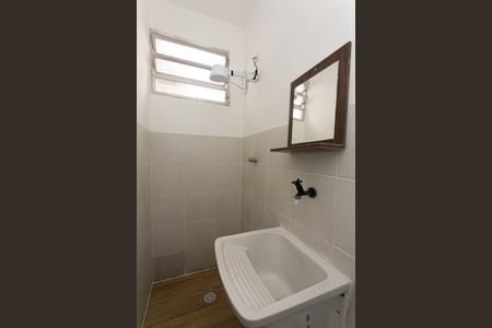 Studio para alugar com 15m², 1 quarto e sem vaga Studio para alugar com 15m², 1 quarto e sem vagaBanheiro