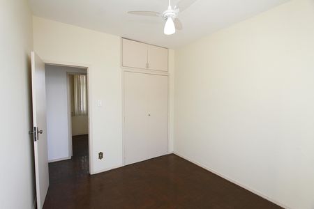 Apartamento para alugar com 72m², 3 quartos e sem vagaQuarto 2 