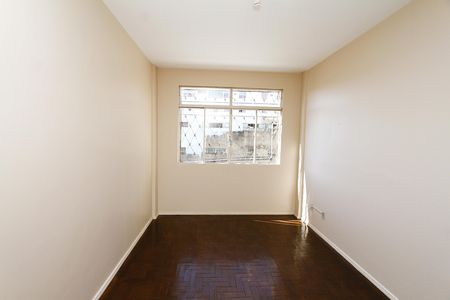 Sala de apartamento para alugar com 3 quartos, 72m² em Padre Eustáquio, Belo Horizonte