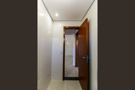 Banheiro de apartamento à venda com 2 quartos, 54m² em Vila Canero, São Paulo