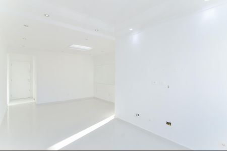 Apartamento para alugar com 77m², 2 quartos e 1 vagaSala