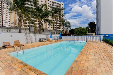 Apartamento para alugar com 77m², 2 quartos e 1 vaga Apartamento para alugar com 77m², 2 quartos e 1 vagaÁrea comum - Piscina