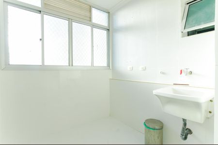 Apartamento para alugar com 77m², 2 quartos e 1 vagaÁrea de Serviço
