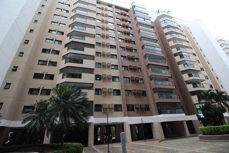 Fachada de apartamento para alugar com 3 quartos, 220m² em Barra Olímpica, Rio de Janeiro