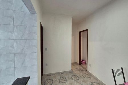 Casa para alugar com 70m², 2 quartos e 1 vaga Casa para alugar com 70m², 2 quartos e 1 vagaSala