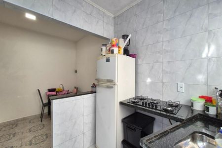 Casa para alugar com 70m², 2 quartos e 1 vaga Casa para alugar com 70m², 2 quartos e 1 vagaCozinha