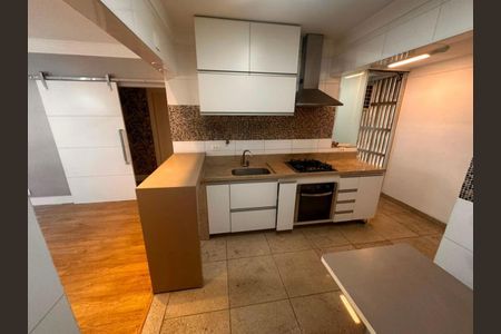 Sala de apartamento para alugar com 2 quartos, 70m² em Vila Cordeiro, São Paulo