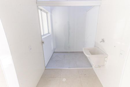 Área de Serviço de apartamento à venda com 2 quartos, 54m² em Vila Canero, São Paulo