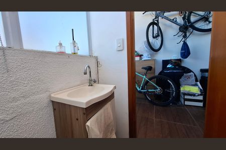 Apartamento à venda com 78m², 2 quartos e 1 vagaLavabo