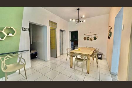 Sala de casa à venda com 7 quartos, 236m² em Serra, Belo Horizonte