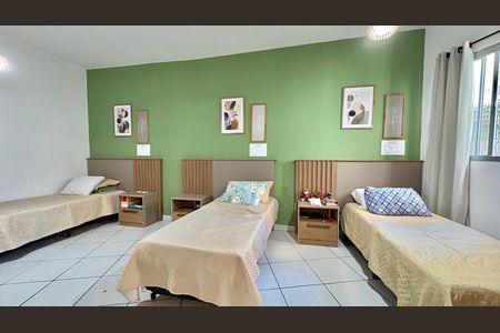 Casa à venda com 236m², 7 quartos e 2 vagas Casa à venda com 236m², 7 quartos e 2 vagasQuarto