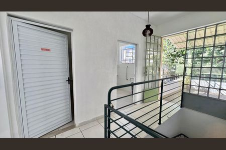 Casa à venda com 236m², 7 quartos e 2 vagas Casa à venda com 236m², 7 quartos e 2 vagasÁrea comum - Segundo andar