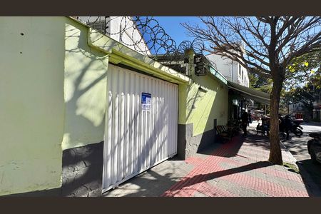 Casa à venda com 236m², 7 quartos e 2 vagas Casa à venda com 236m², 7 quartos e 2 vagasInstalação de Placa 5A: foto 3