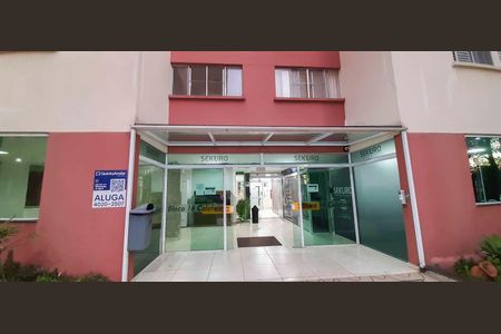 Fachada do Bloco de apartamento para alugar com 2 quartos, 55m² em Bandeiras, Osasco