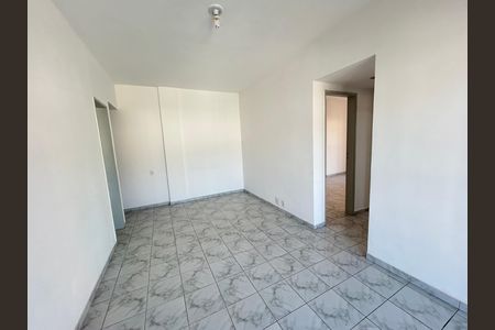 Apartamento para alugar com 2 quartos, 21m² em Todos Os Santos, Rio de Janeiro