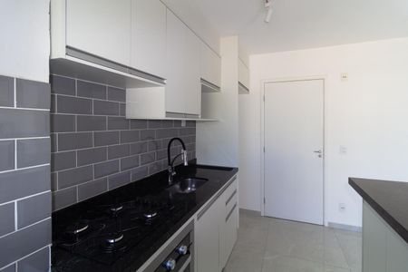 Cozinha de apartamento para alugar com 2 quartos, 39m² em Vila Virginia, São Paulo