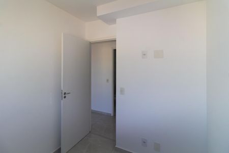 Quarto 2 de apartamento para alugar com 2 quartos, 39m² em Vila Virginia, São Paulo