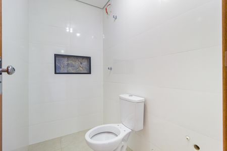 Banheiro de apartamento à venda com 2 quartos, 50m² em Vila Canero, São Paulo