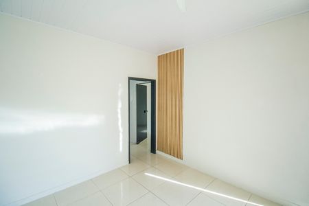 Sala de casa para alugar com 2 quartos, 150m² em Bento Ribeiro, Rio de Janeiro