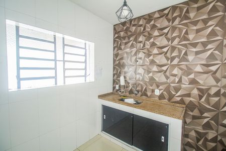 Casa para alugar com 150m², 2 quartos e 1 vaga Casa para alugar com 150m², 2 quartos e 1 vagaCozinha e Área de Serviço