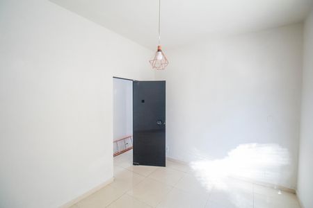 Casa para alugar com 150m², 2 quartos e 1 vaga Casa para alugar com 150m², 2 quartos e 1 vagaQuarto 2