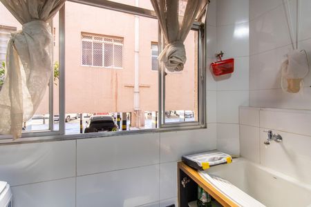 Area de Serviço  de apartamento para alugar com 2 quartos, 55m² em Parque Renato Maia, Guarulhos