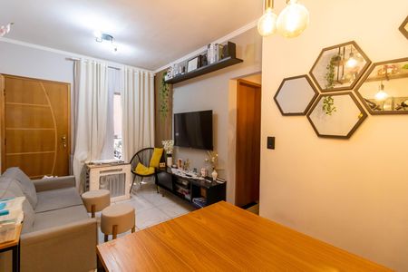 Sala de apartamento para alugar com 2 quartos, 55m² em Parque Renato Maia, Guarulhos