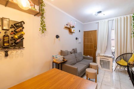 Sala de apartamento para alugar com 2 quartos, 55m² em Parque Renato Maia, Guarulhos