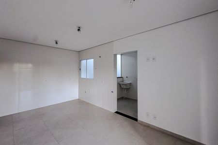 Sala/Cozinha de apartamento à venda com 2 quartos, 54m² em Vila Canero, São Paulo