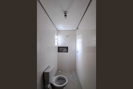Banheiro de apartamento à venda com 2 quartos, 54m² em Vila Canero, São Paulo