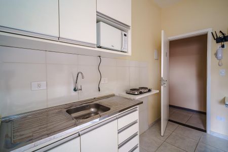 Studio para alugar com 20m², 1 quarto e sem vaga Studio para alugar com 20m², 1 quarto e sem vagaCozinha