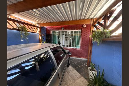 Garagem de casa para alugar com 3 quartos, 70m² em Parque Maria Domitila, São Paulo