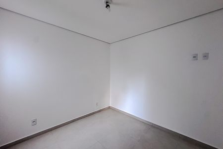 Quarto 1 de apartamento à venda com 2 quartos, 50m² em Vila Canero, São Paulo