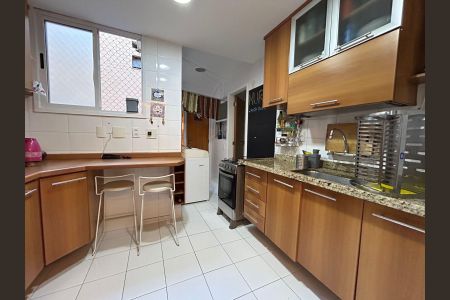 Apartamento à venda com 88m², 3 quartos e 1 vaga Apartamento à venda com 88m², 3 quartos e 1 vagaCozinha