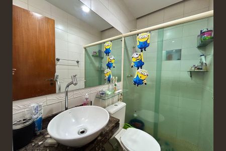 Apartamento à venda com 88m², 3 quartos e 1 vaga Apartamento à venda com 88m², 3 quartos e 1 vagaBanheiro 1