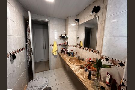 Apartamento à venda com 88m², 3 quartos e 1 vaga Apartamento à venda com 88m², 3 quartos e 1 vagaBanheiro