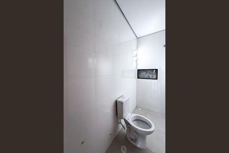 Banheiro de apartamento à venda com 2 quartos, 54m² em Vila Canero, São Paulo