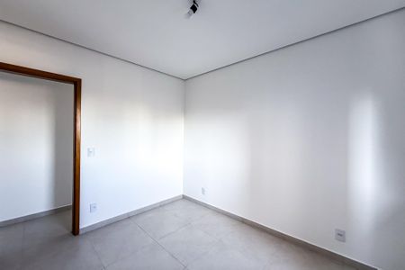 Quarto 2 de apartamento à venda com 2 quartos, 54m² em Vila Canero, São Paulo