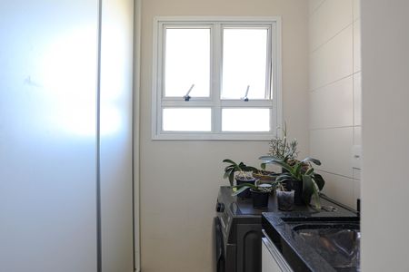 Apartamento para alugar com 57m², 2 quartos e 1 vaga Apartamento para alugar com 57m², 2 quartos e 1 vagaÁrea de Serviço