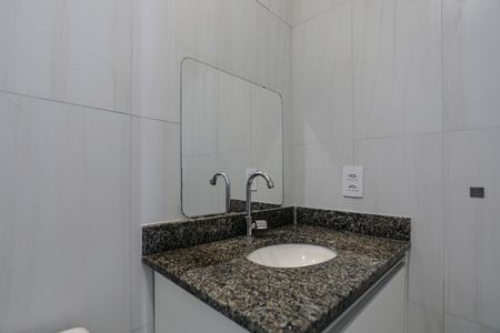 Apartamento para alugar com 57m², 2 quartos e 1 vaga Apartamento para alugar com 57m², 2 quartos e 1 vagaBanheiro