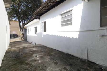Casa para alugar com 45m², 1 quarto e 1 vaga Casa para alugar com 45m², 1 quarto e 1 vagaGaragem