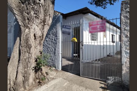 Fachada de casa para alugar com 1 quarto, 45m² em São João Climaco, São Paulo