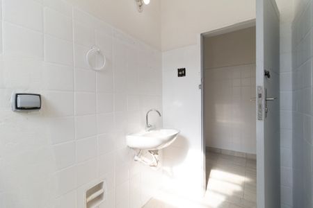 Banheiro de casa para alugar com 1 quarto, 45m² em São João Climaco, São Paulo
