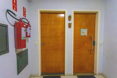 Apartamento à venda com 78m², 3 quartos e 2 vagas Apartamento à venda com 78m², 3 quartos e 2 vagasEntrada