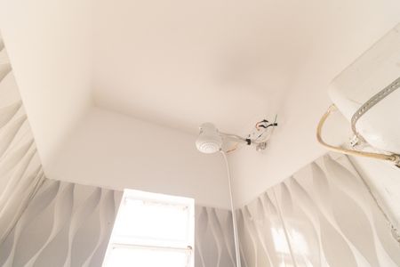Banheiro de casa para alugar com 1 quarto, 30m² em São João Climaco, São Paulo